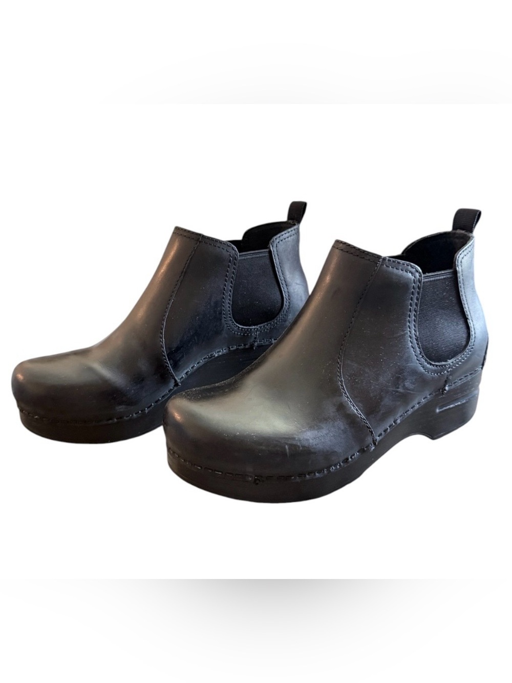Dansko Frankie women’s 37 (6.5-7) black leather ankle boots